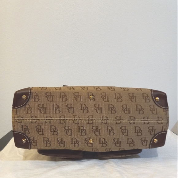 Dooney & Bourke bag - Picture 9 of 15
